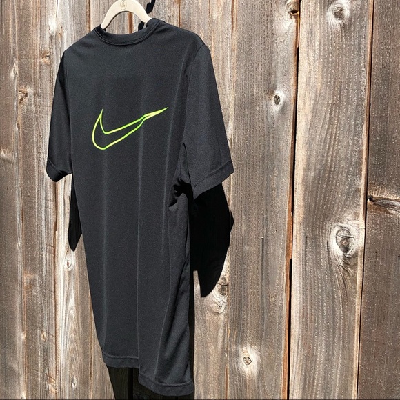 Nike Dri-fit tee shirt size small - Picture 12 of 16